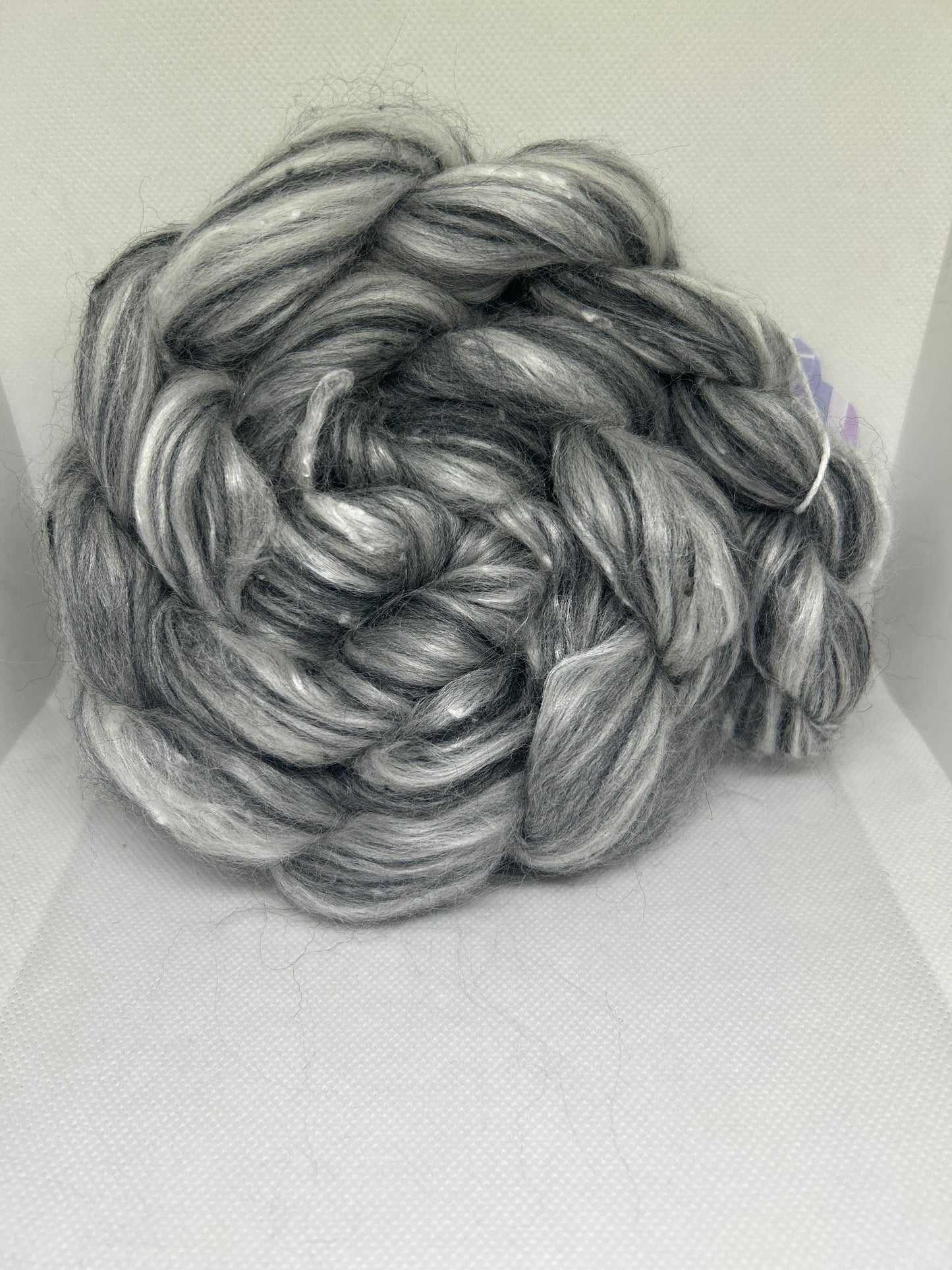 Greyscale Roving 100g
