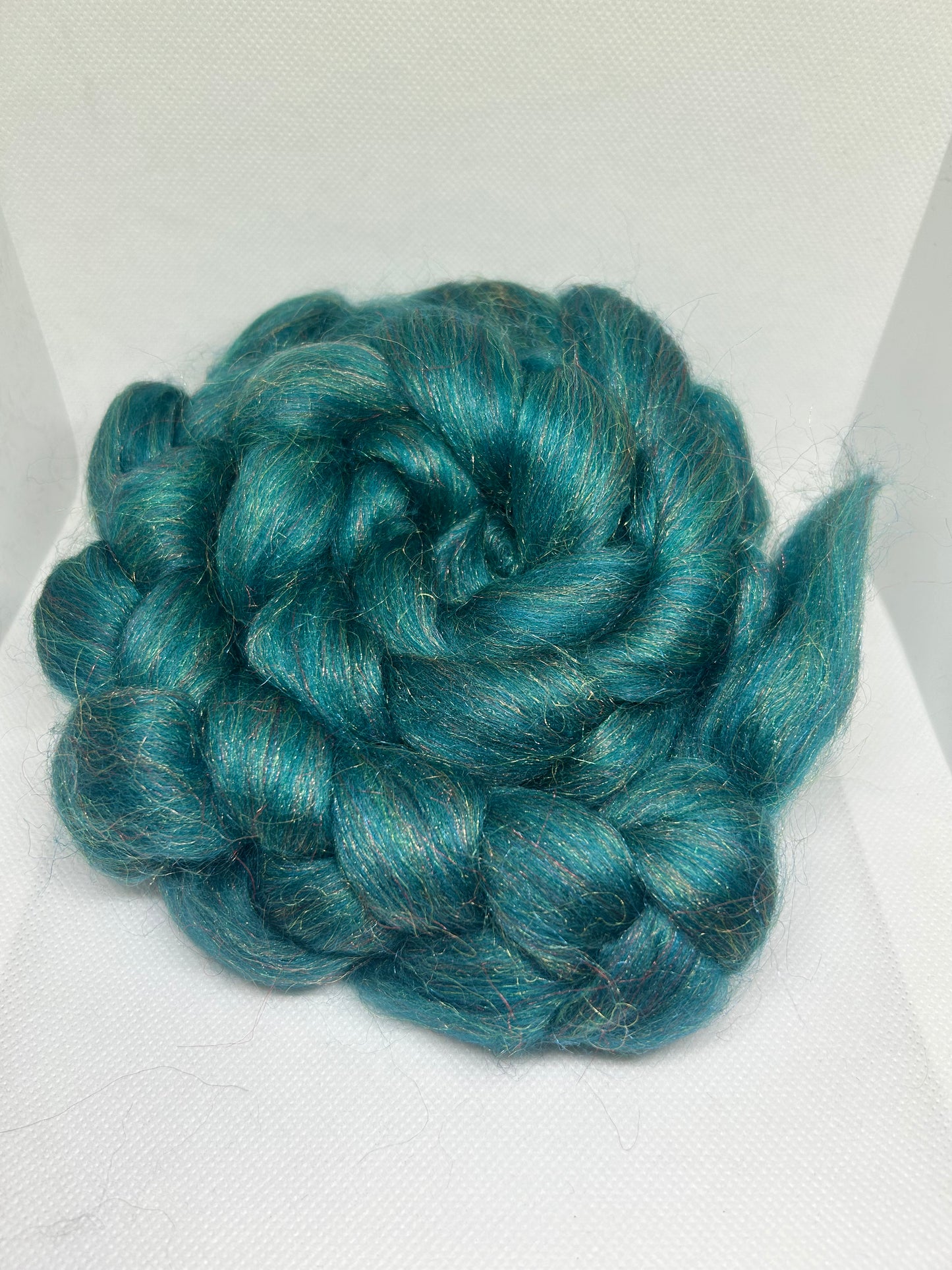 Green Rose Fibre Roving