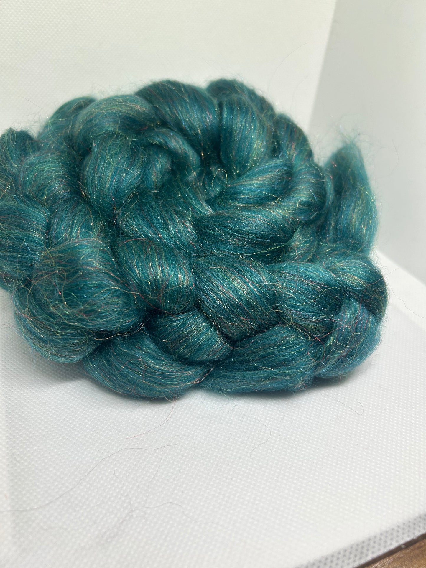 Green Rose Fibre Roving