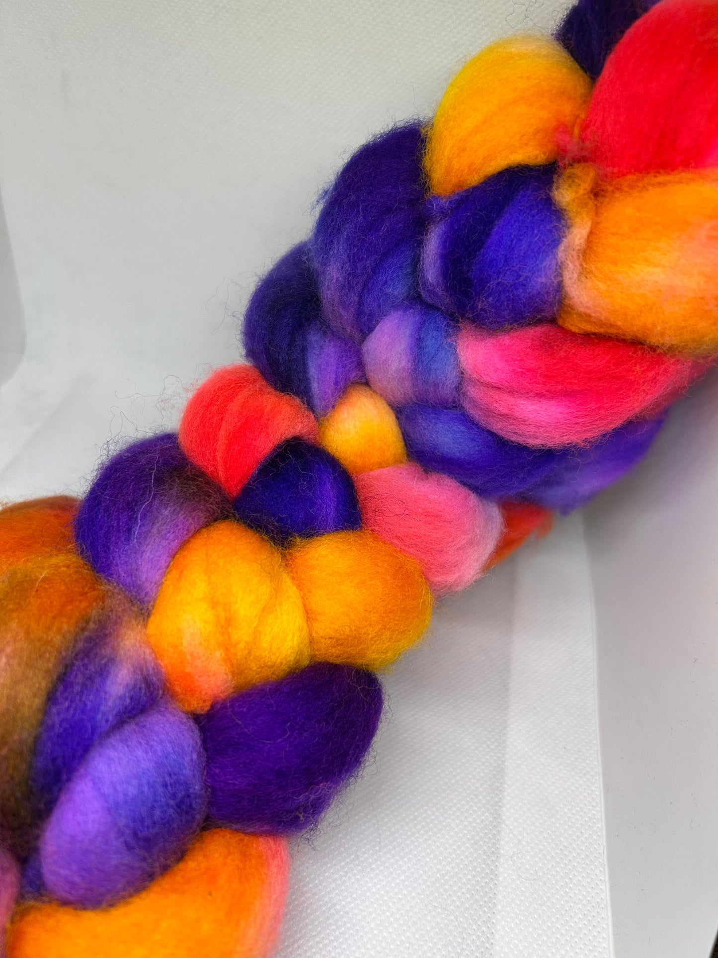 100g Pansies Handyed Roving