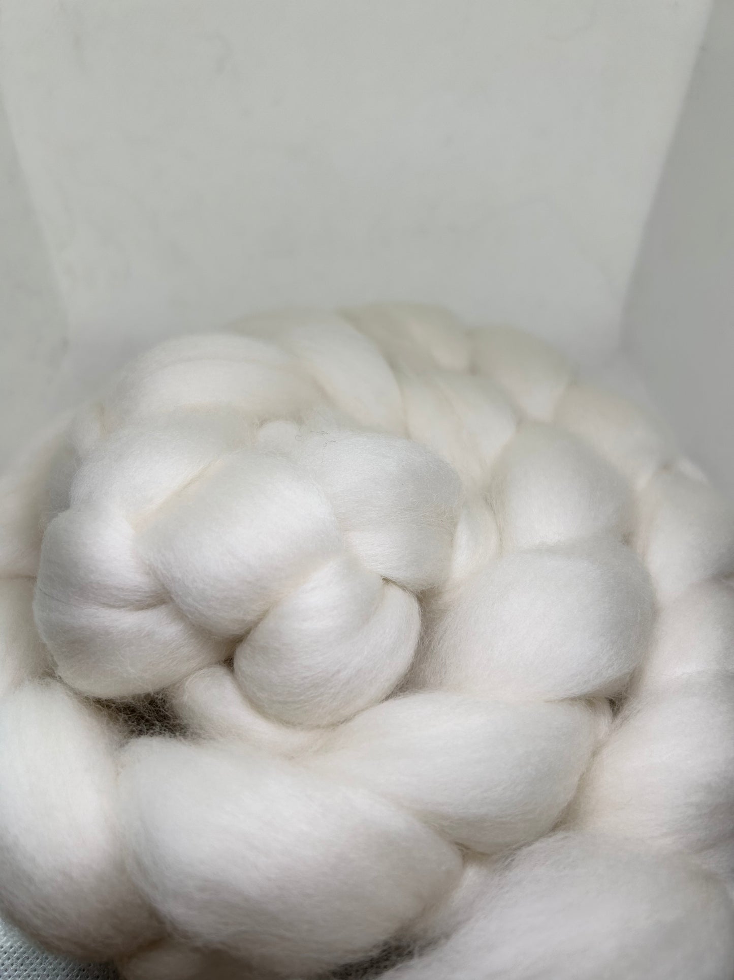 Pearl 100g 100% Haunui Hogget Fibre
