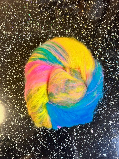 100g Funfetti Merino Blend fibre batt with bamboo and Angelina glitter