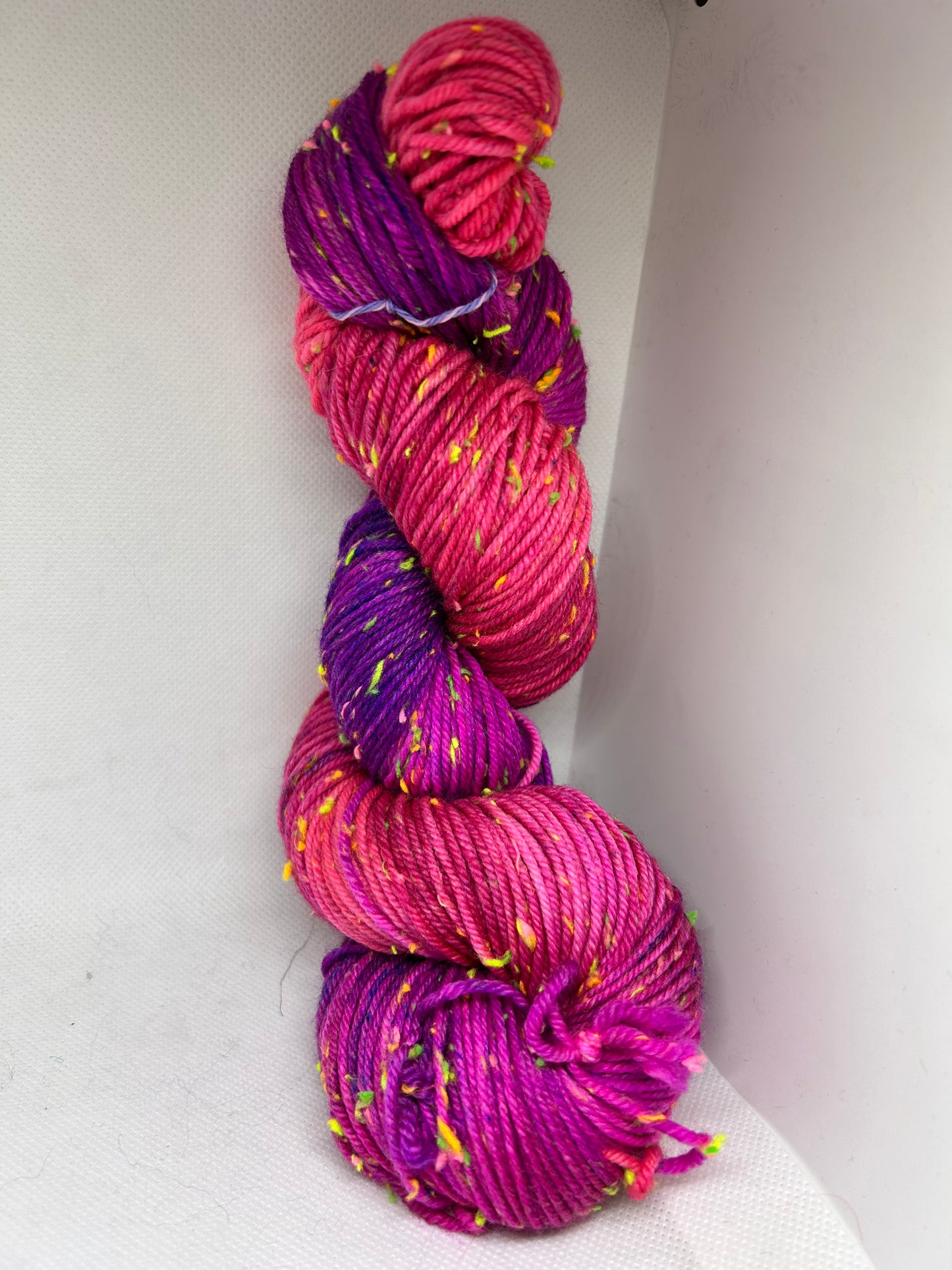 Love is in the air 100g DK Yarn