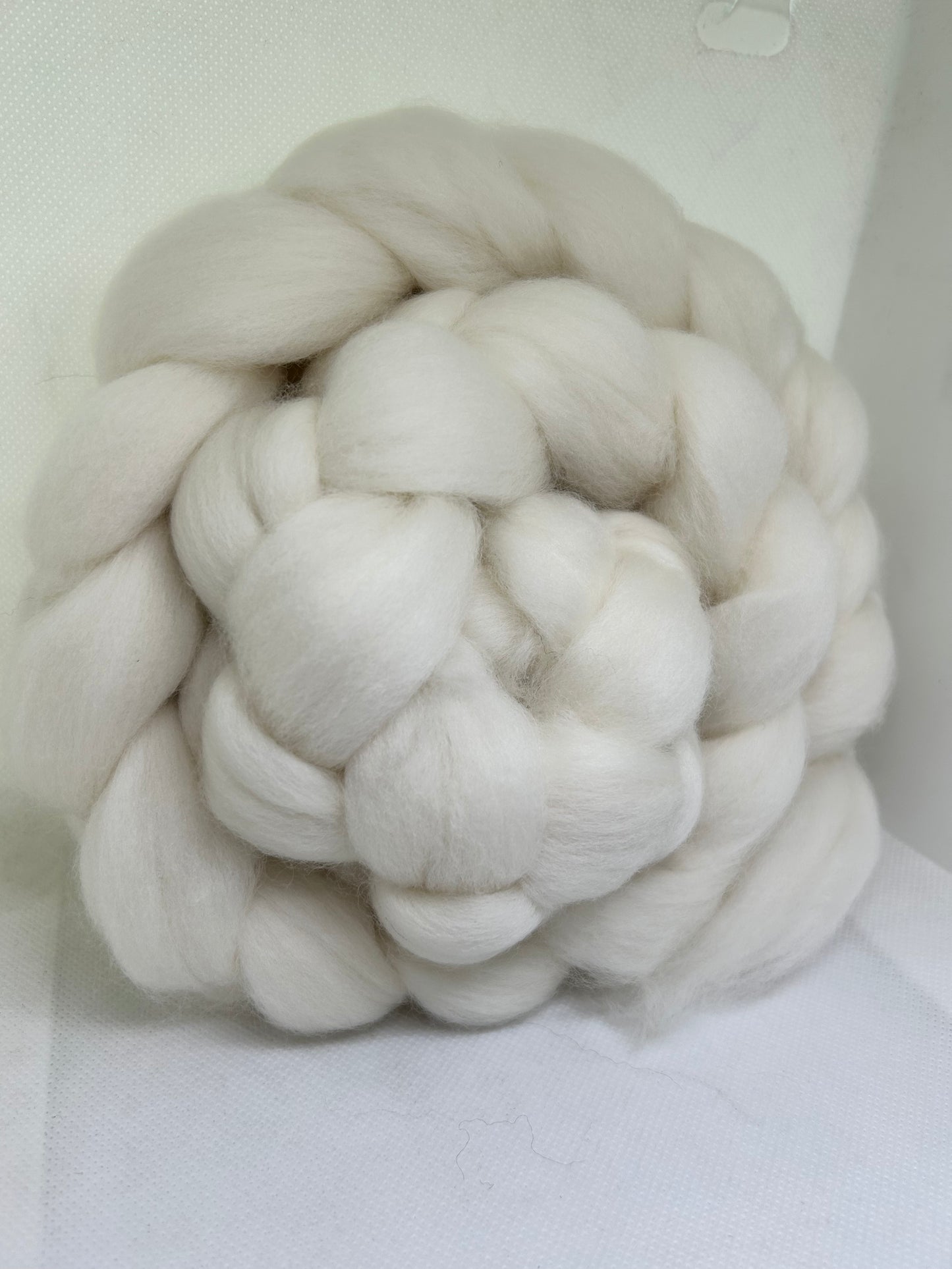 Pearl 100g 100% Haunui Hogget Fibre